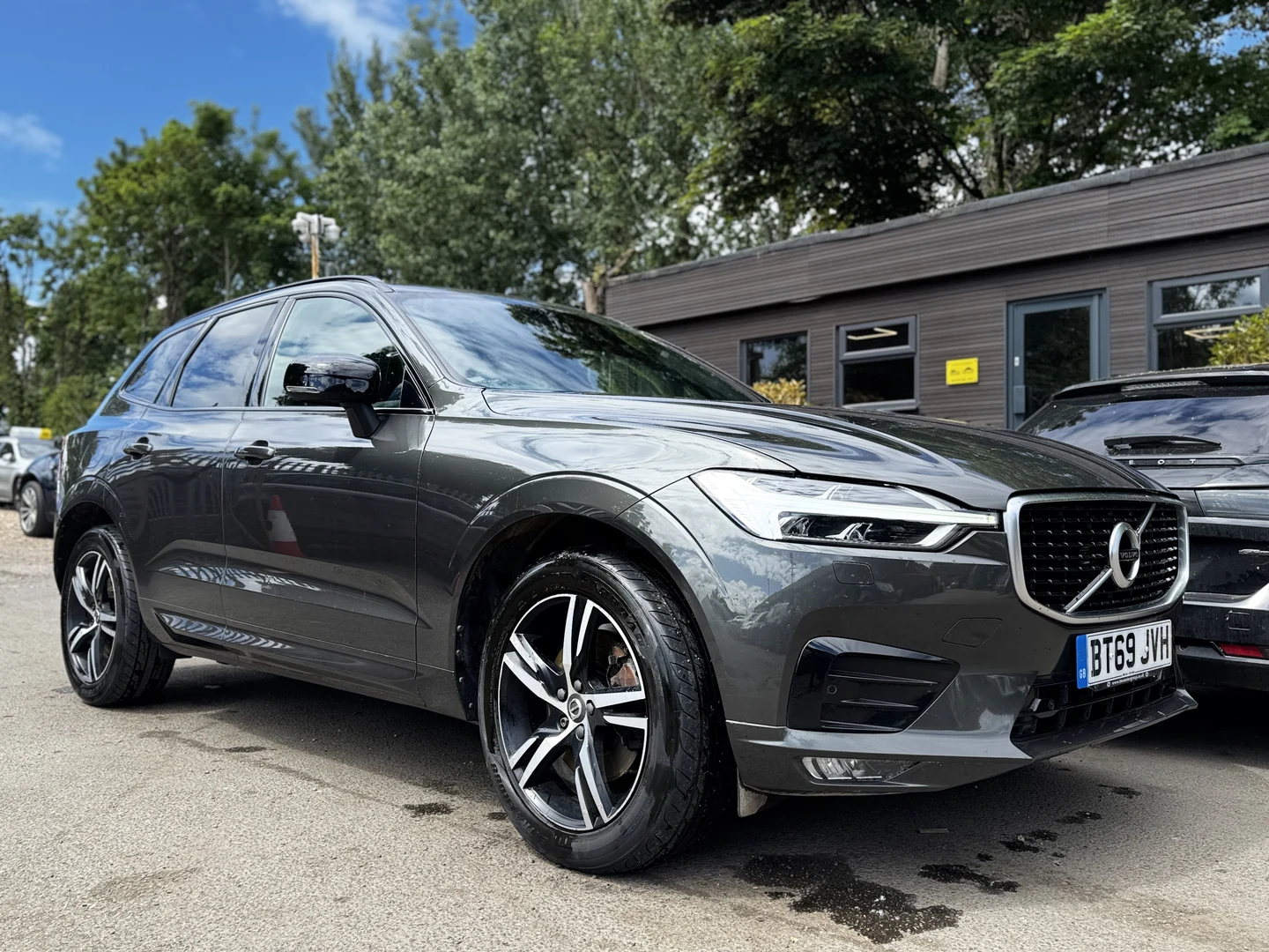 2019 Volvo XC60 R-design B4 Awd Auto