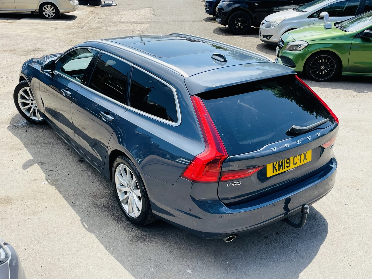 2019 Volvo V90 Momentum Pro T4 Auto