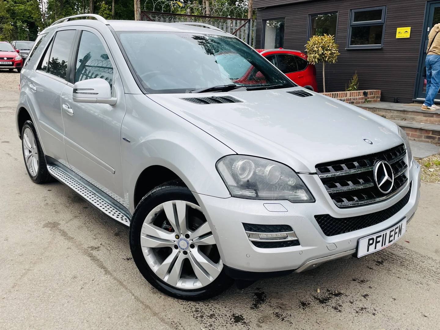 2011 Mercedes-Benz M-Class Ml300 Grad Edition Cdi Blueefficiency Auto