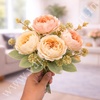PB4 Peach & Creamy Peony Bunch 5F