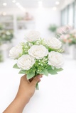 RB9 Elegant White Rose Bunch 5R+MF