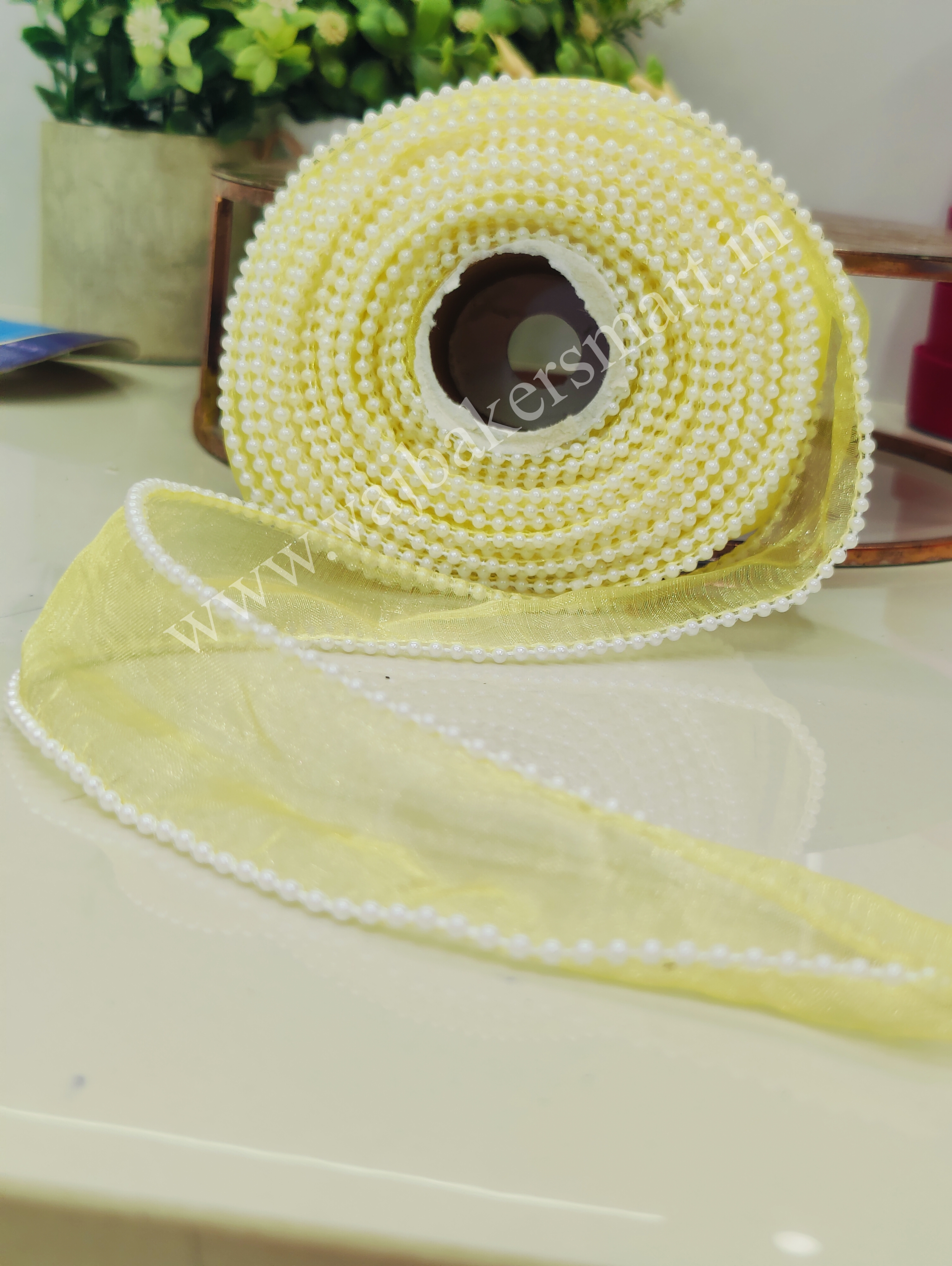 PR4 Pearl Organza Ribbon 1M - Lite Yellow