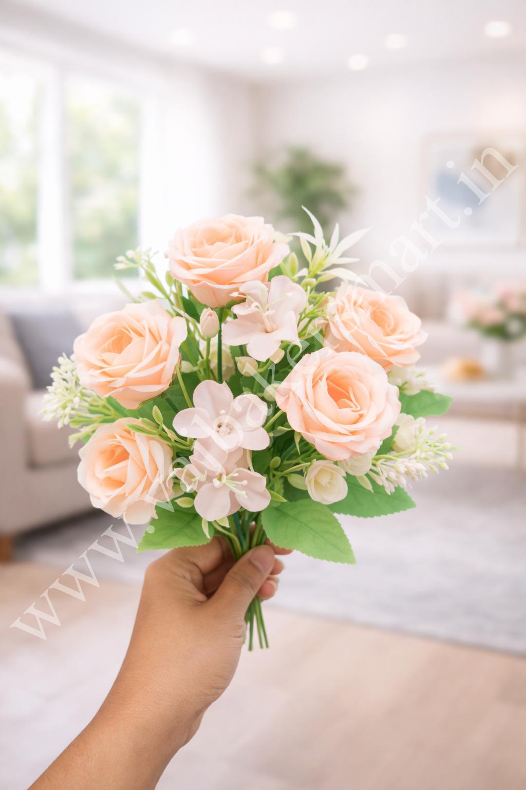 RB14 Peach Embrace Rose Bunch 6R+MF