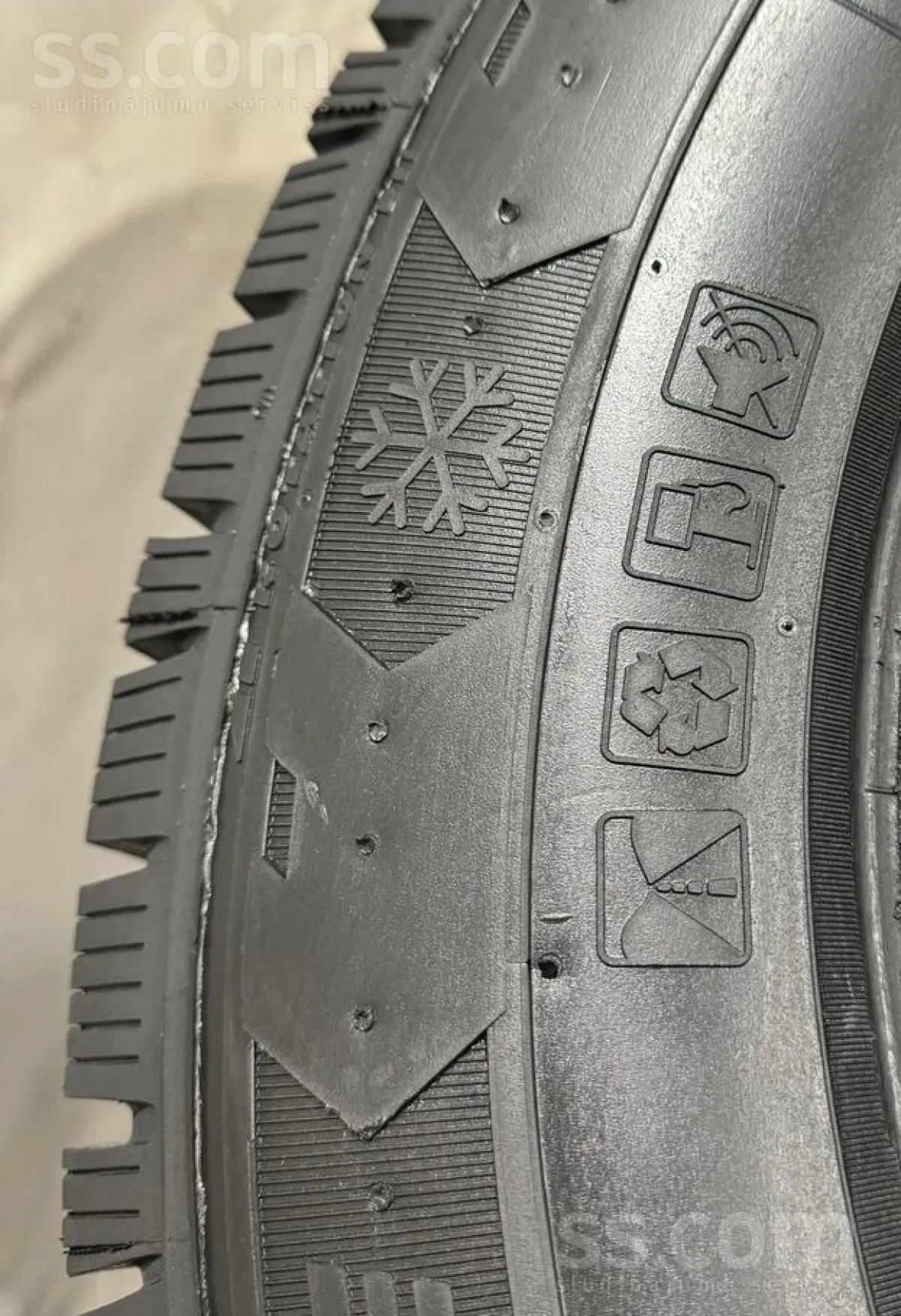 Agissnow ice