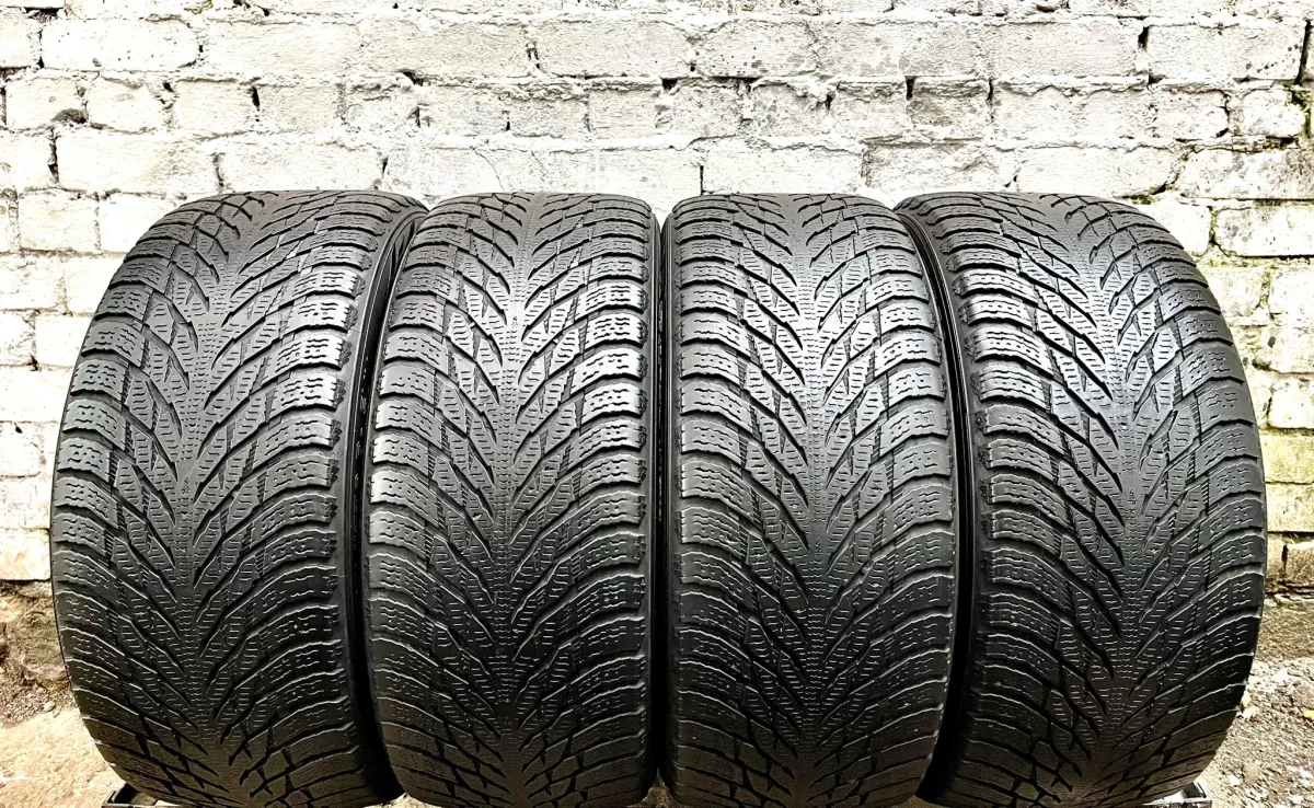 Hakkapeliitta R3 SUV