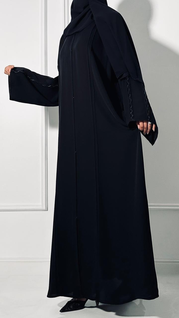 عباية مطرزة رسمية