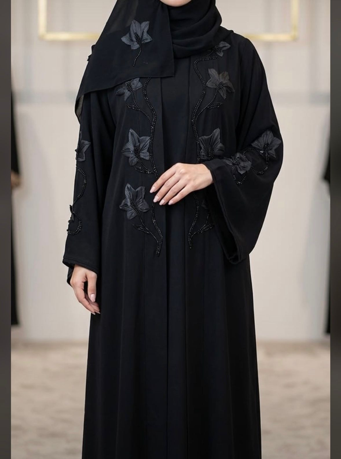 عباية سوداء رويال