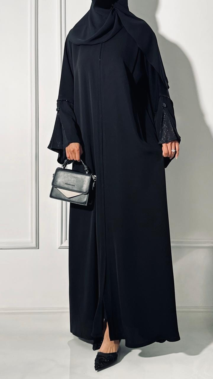 عباية سوداء رسمية