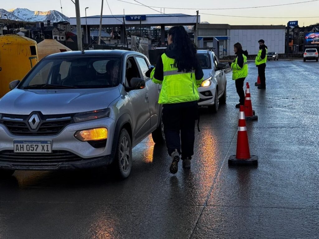La Municipalidad de Ushuaia realizó operativos preventivos de control vehicular