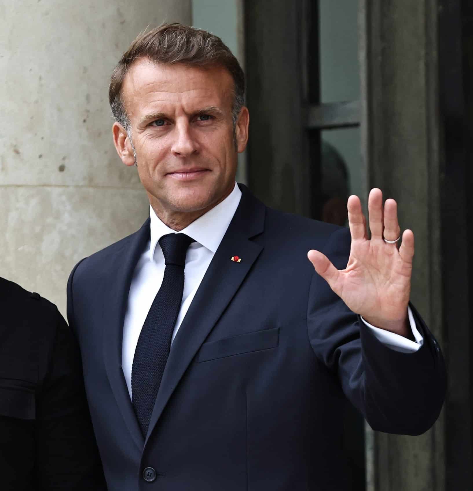 Francia aprueba la prohibición de las redes sociales a los menores de 15 años