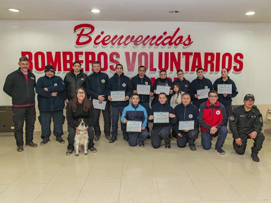 Capacitación a bomberos en primeros auxilios veterinarios