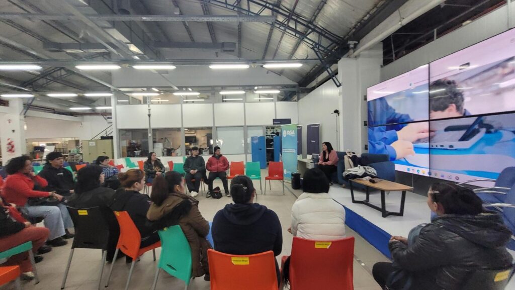 Fundación Mirgor y el Municipio de Río Grande dieron inicio a “Costuras que Transforman”