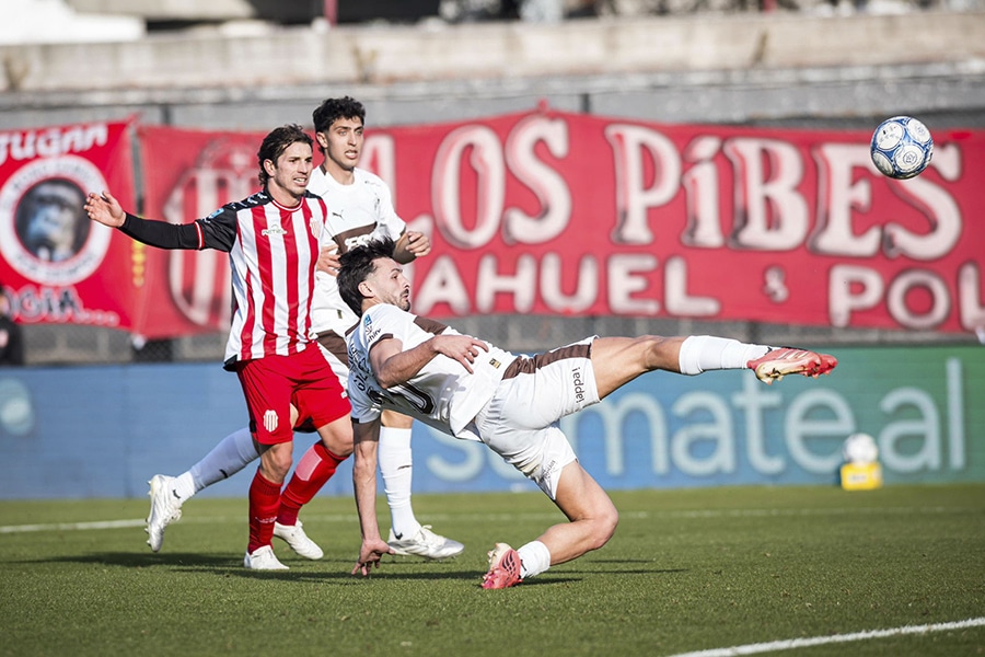 Lideran Instituto, Sarmiento y Argentinos Juniors