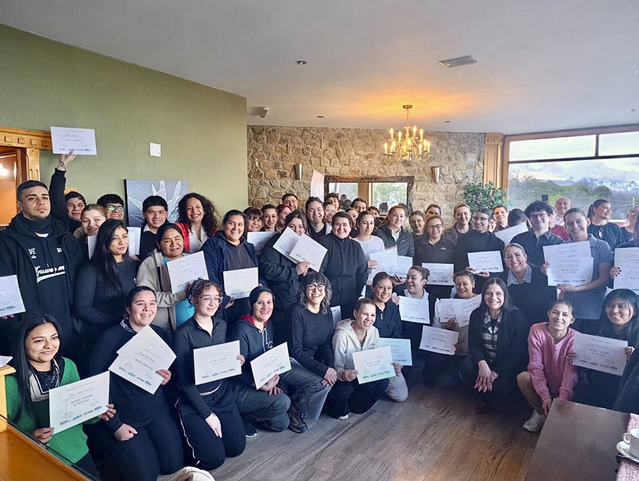 Finalización de los cursos de formación laboral en hotelería