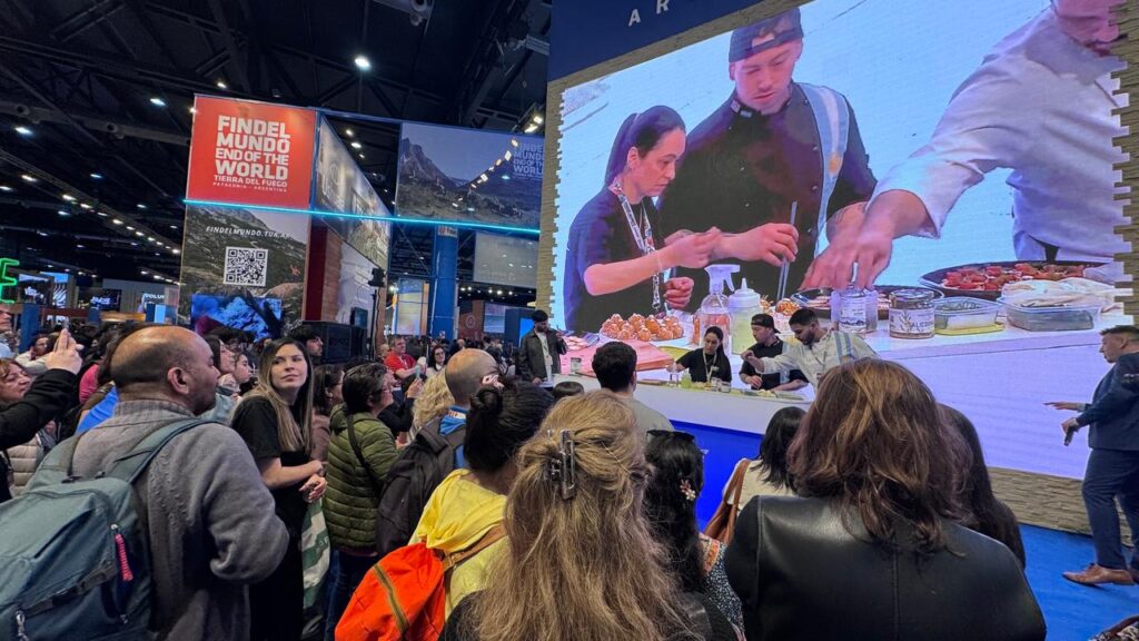 Stand de Tierra del Fuego en la Feria Internacional de Turismo
