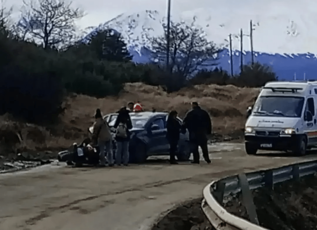 Choque frontal en Ruta 3: motociclista trasladado de urgencia