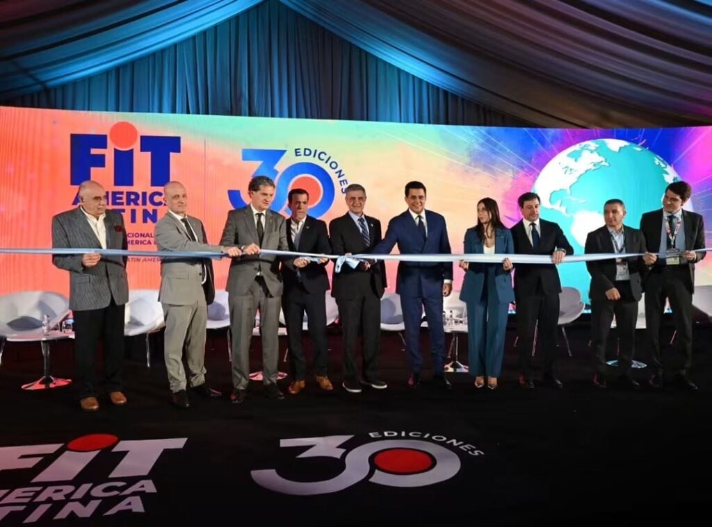 Presentación de la oferta turística fueguina en FIT