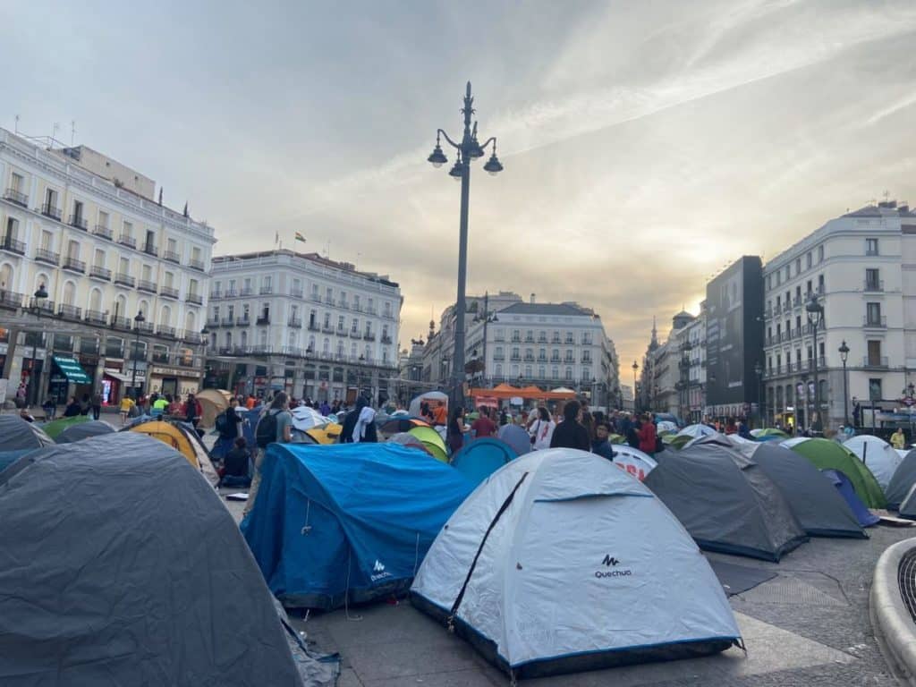 España: paralizan desalojos hasta 2030