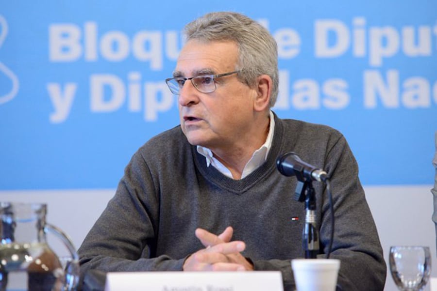Para Agustín Rossi “es una trampa” el proyecto de Defensa de la Soberanía de Milei