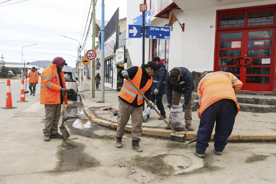 Intensifican tareas de limpieza en las calles