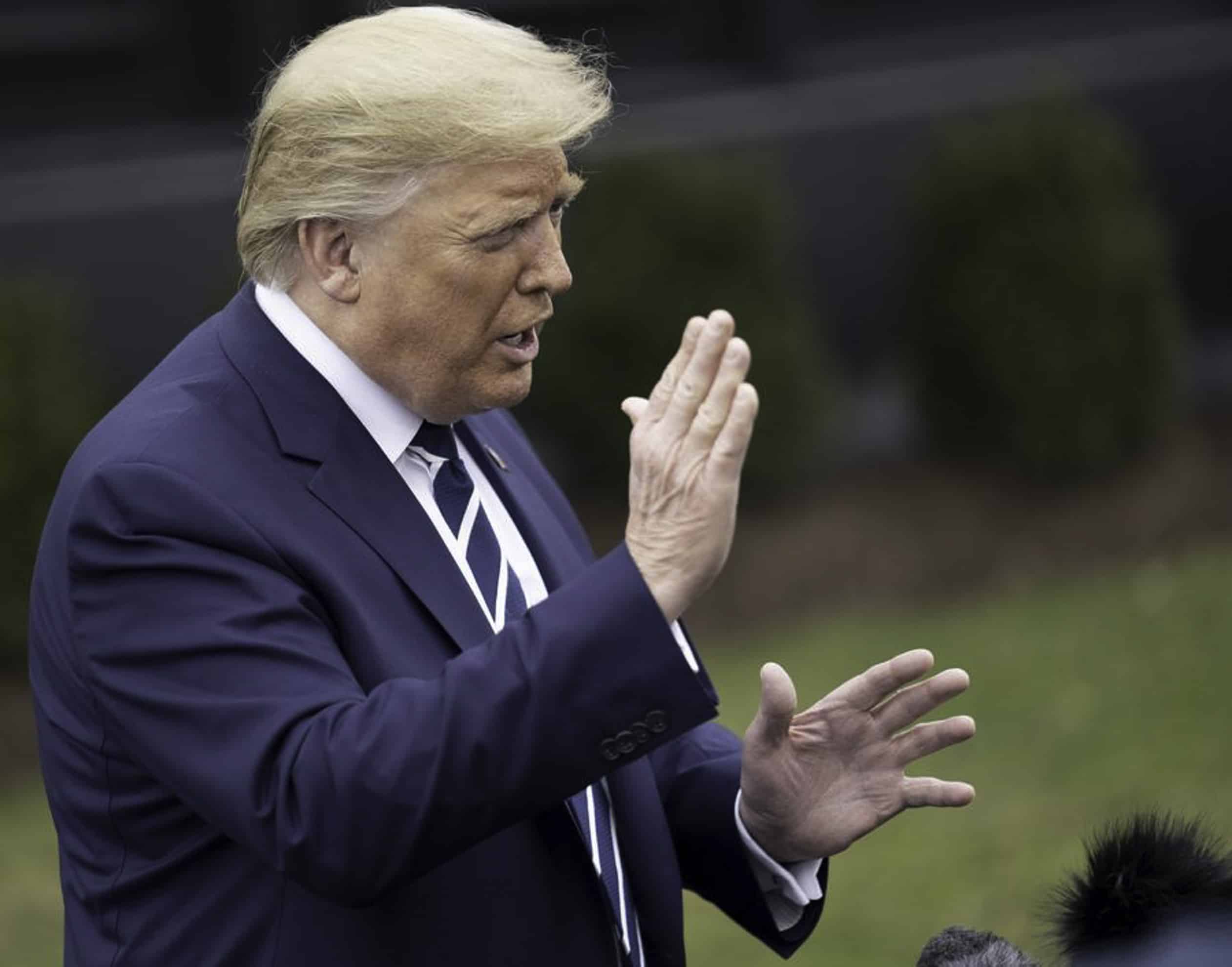 Trump vetó a tres medios de la Casa Blanca y los acusó de publicar “noticias falsas”