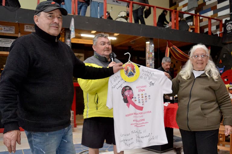El Hostal Motorcycle abrió la temporada 2026/2027 con una fiesta rockera y gran acompañamiento