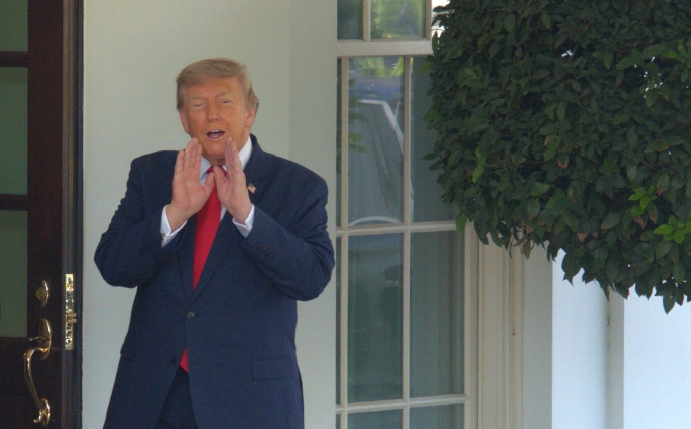 Un juez rechaza un pedido del Gobierno de Trump para separar 20.000 votos por correo en California