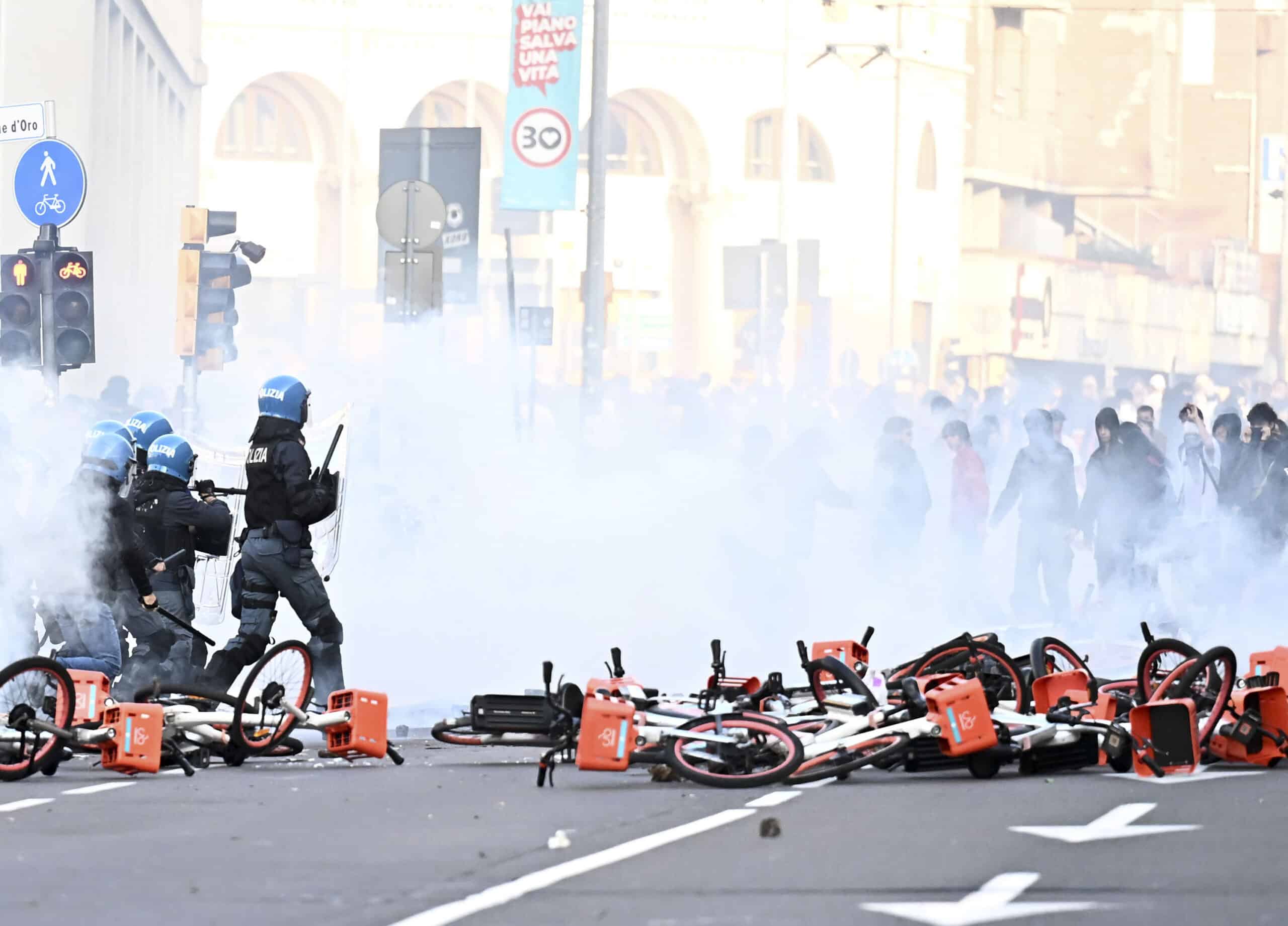 Italia: protestas por el costo de vida dejaron saqueos y más de 200 detenidos en Milán