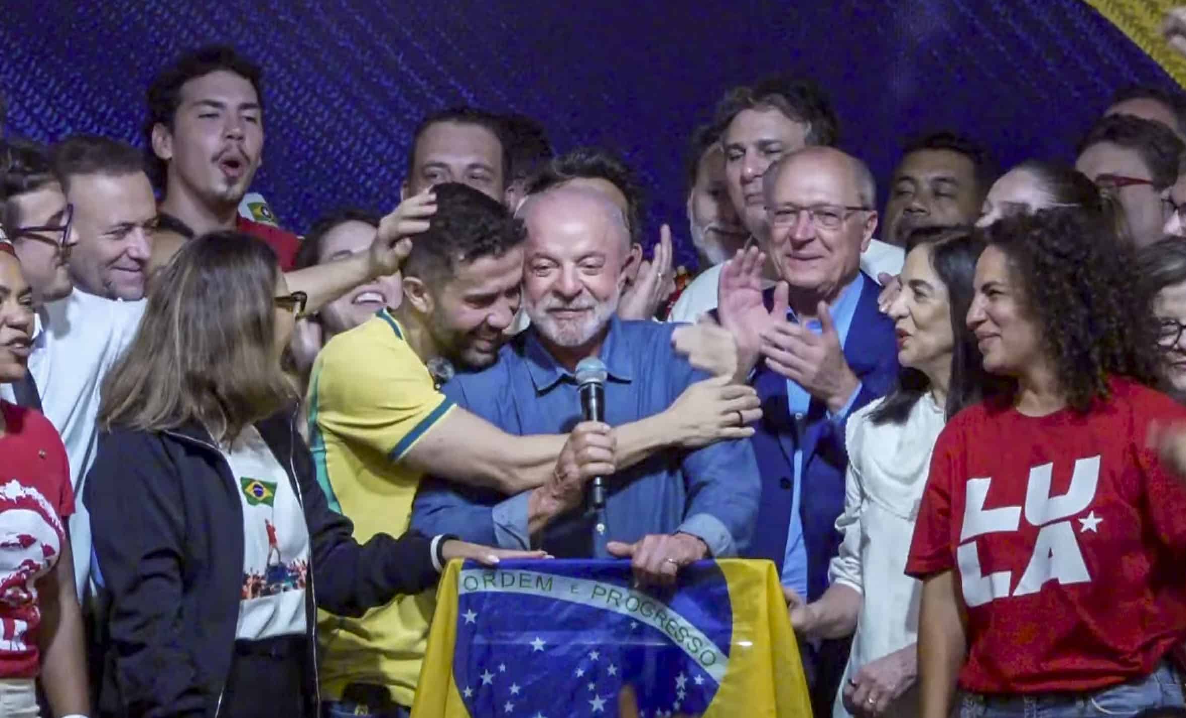 Lula recibe felicitaciones de todo el mundo por su victoria electoral en Brasil
