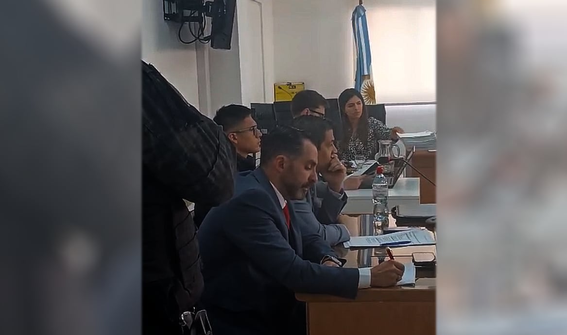 Inició el juicio al hombre que retuvo a su expareja