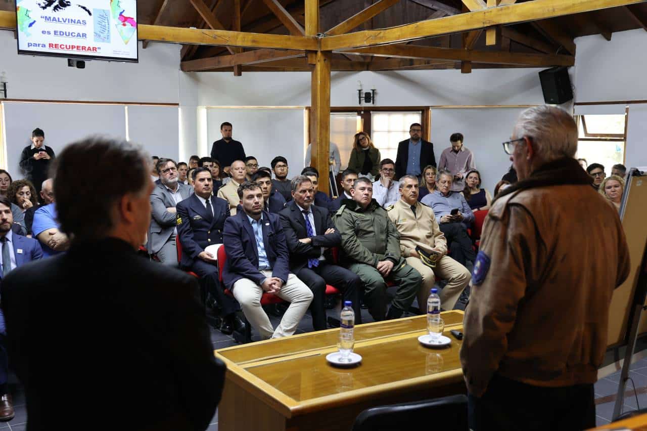 Malvinas, memoria y educación: jornadas del Poder Judicial en Ushuaia y Río Grande