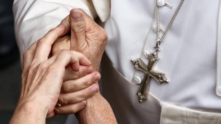El papa León XIV pidió por las víctimas del atentado en Jordania y reclamó decisiones de paz