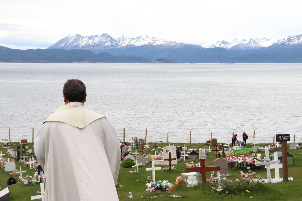 Ushuaia recordará a sus difuntos con misas y bendiciones de tumbas