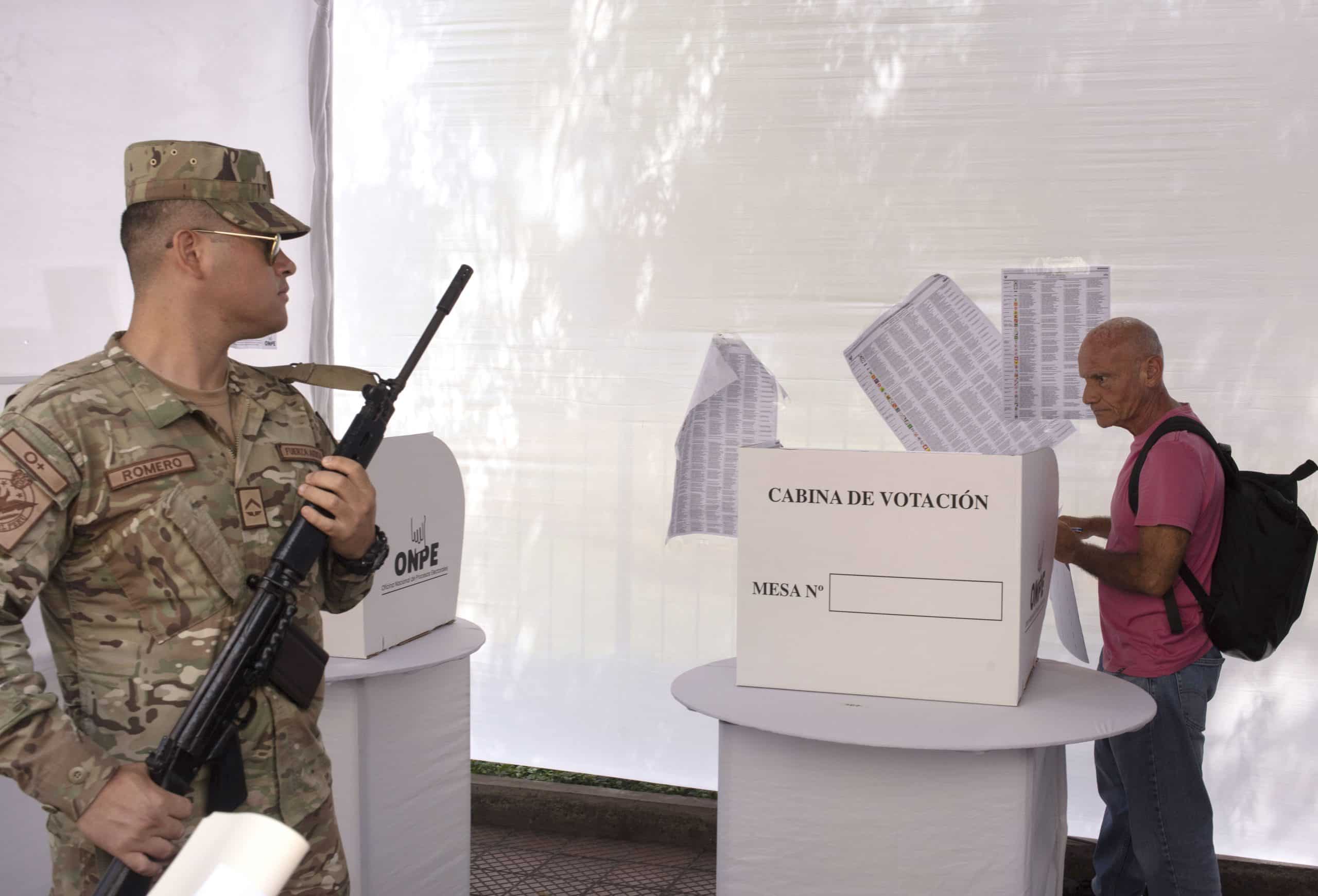 Perú: resultados de elecciones presidenciales se conocerían a mediados de mayo, dijo funcionaria