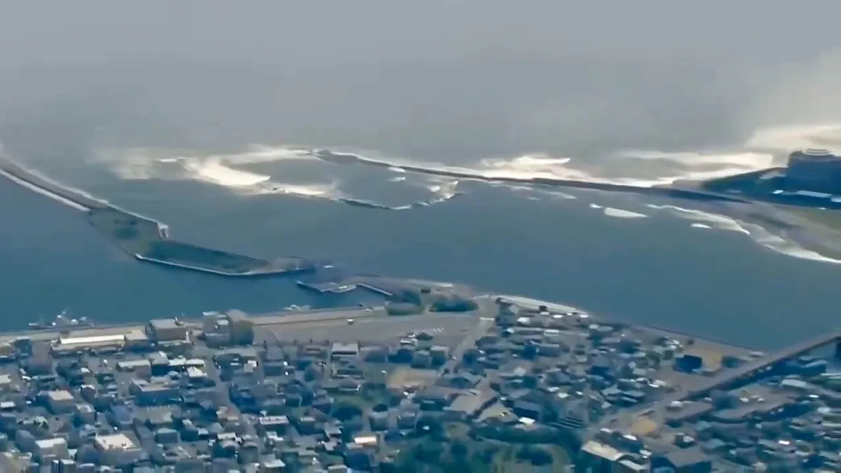 Un tsunami se observó tras un terremoto de magnitud 7,5 frente a la costa noreste de Japón