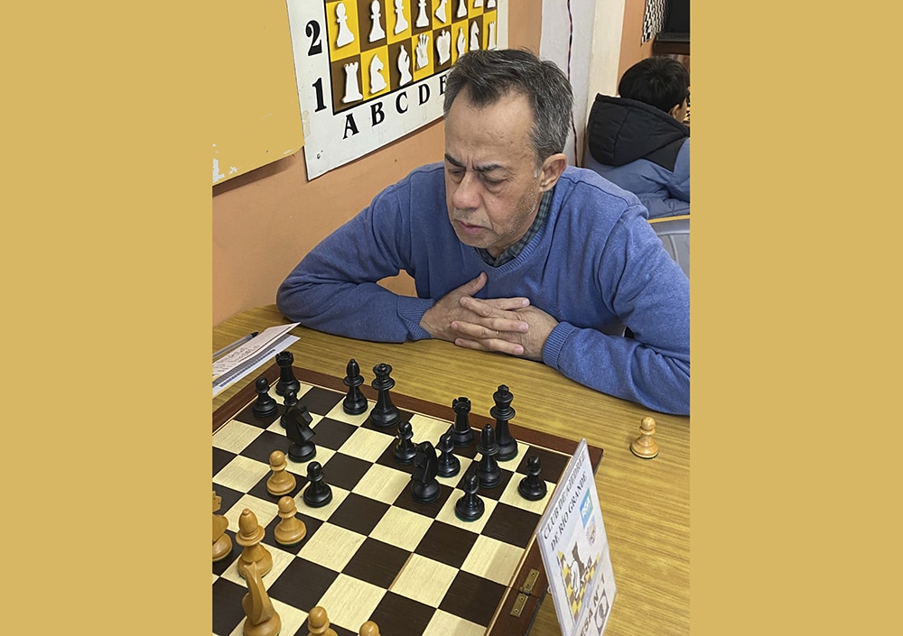 Aníbal Adorno y Julio Iragüen mandan en el Sub 1.800